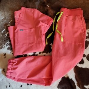 Figs Hot Coral XS Regular Length Taldora Jogger & XS Catarina Scrub Top